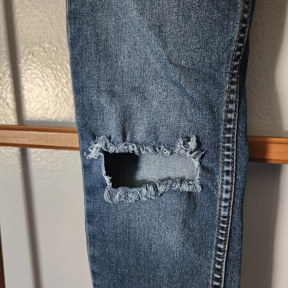 Free People Blue Distressed Skinny Jeans - Picture 4 of 6